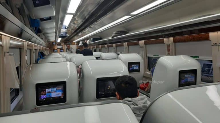 Kereta Api Gajayana Luxury