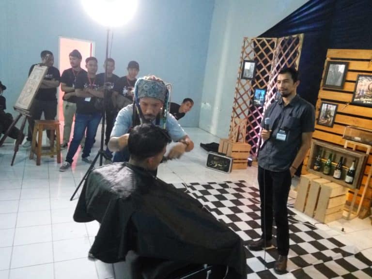 Hendra Haircut