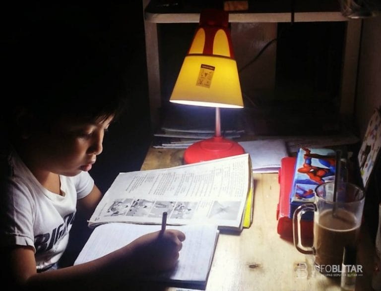 sekolah dari rumah