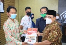 Penandatanganan MoU antara Pemkab Blitar dan Peradilan Agama. Foto oleh Pemerintah Kabupaten Blitar