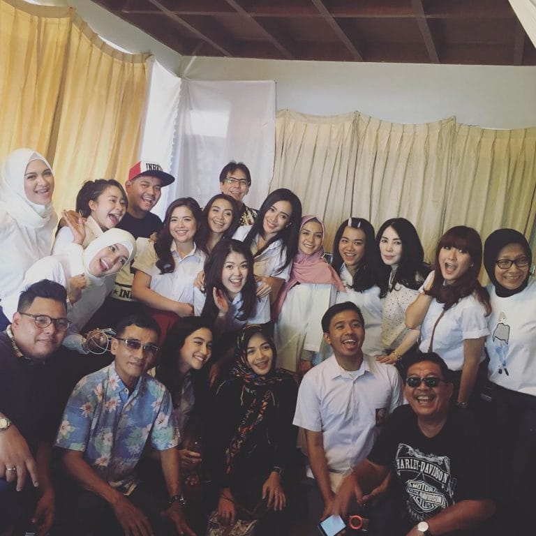 Kenangan mantan artis cilik Indonesia bersama Papa T Bob. Foto: akun Instagram Papa T Bob