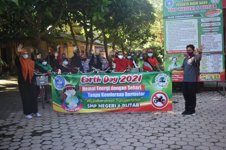 Peringatan Hari Bumi SMPN 6 Blitar