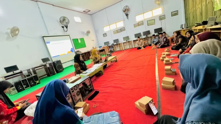Pemberdayaan ekonomi anggota koperasi