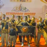 Tim Wushu Kota Blitar berfoto bersama usai Kejurprov Wushu Jatim 2026 di Kota Kediri